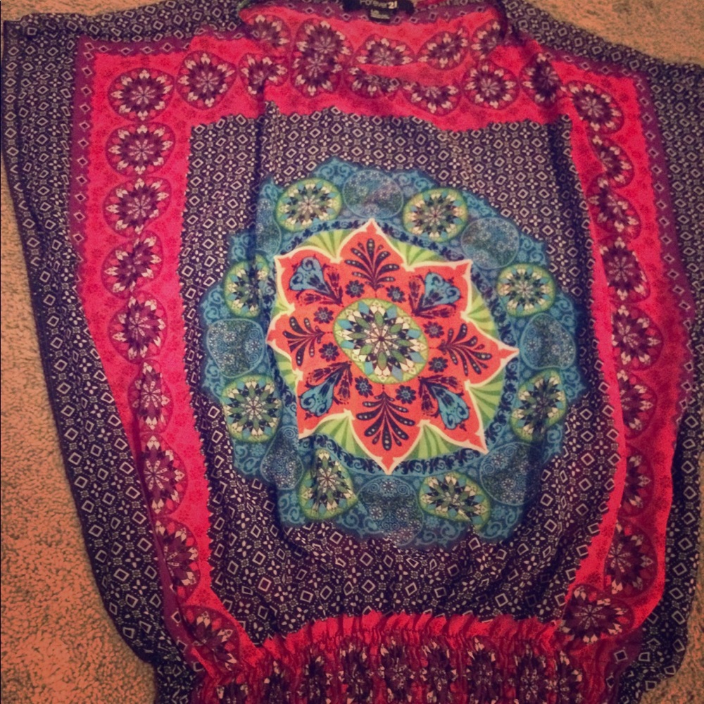 ❣BLOW OUT SALE❣Mandela hippy flowy shirt. LG